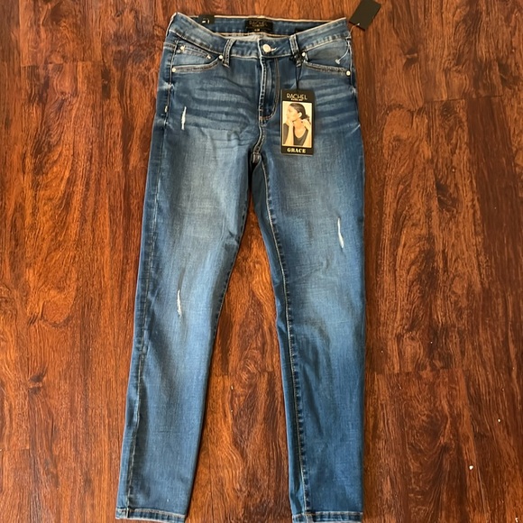 Jeans - Picture 1 of 8